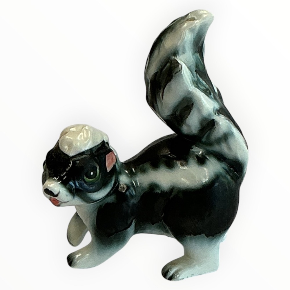 Vintage Skunk Figurine Ceramic‎ Black White Farm Country